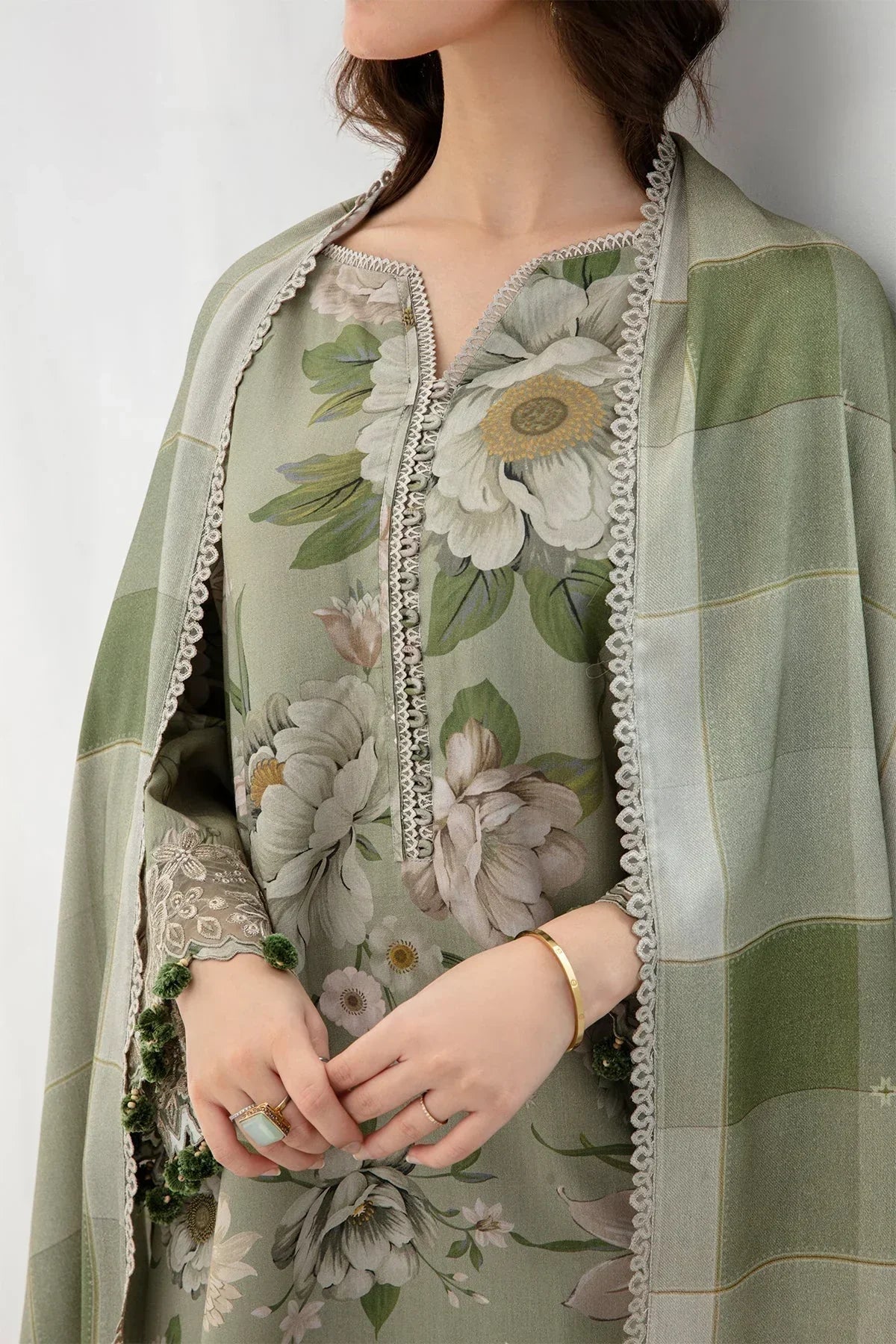 Baroque 3PC Karandi Printed Shirt with Karandi Printed Dupatta and Trouser – ZC801