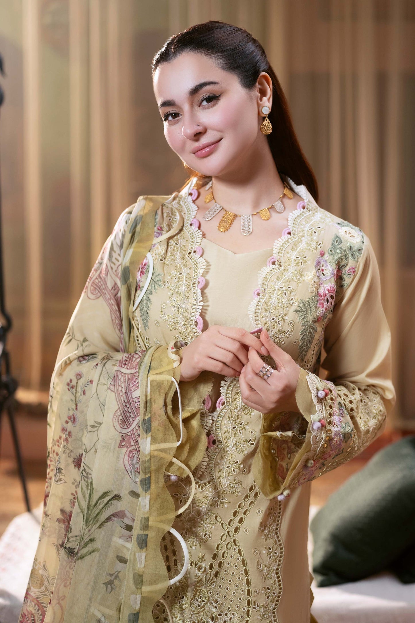 Lawn 3PC Embroidered Shirt with Digital Printed Jacquard Dupatta – ZC1426