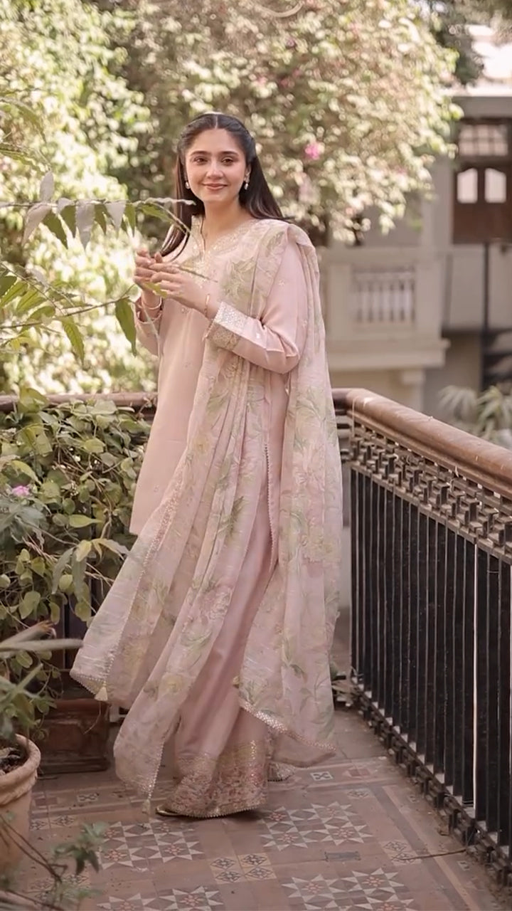 Lawn 3PC Embroidered Shirt with Digital Printed Jacquard Dupatta – ZC1422