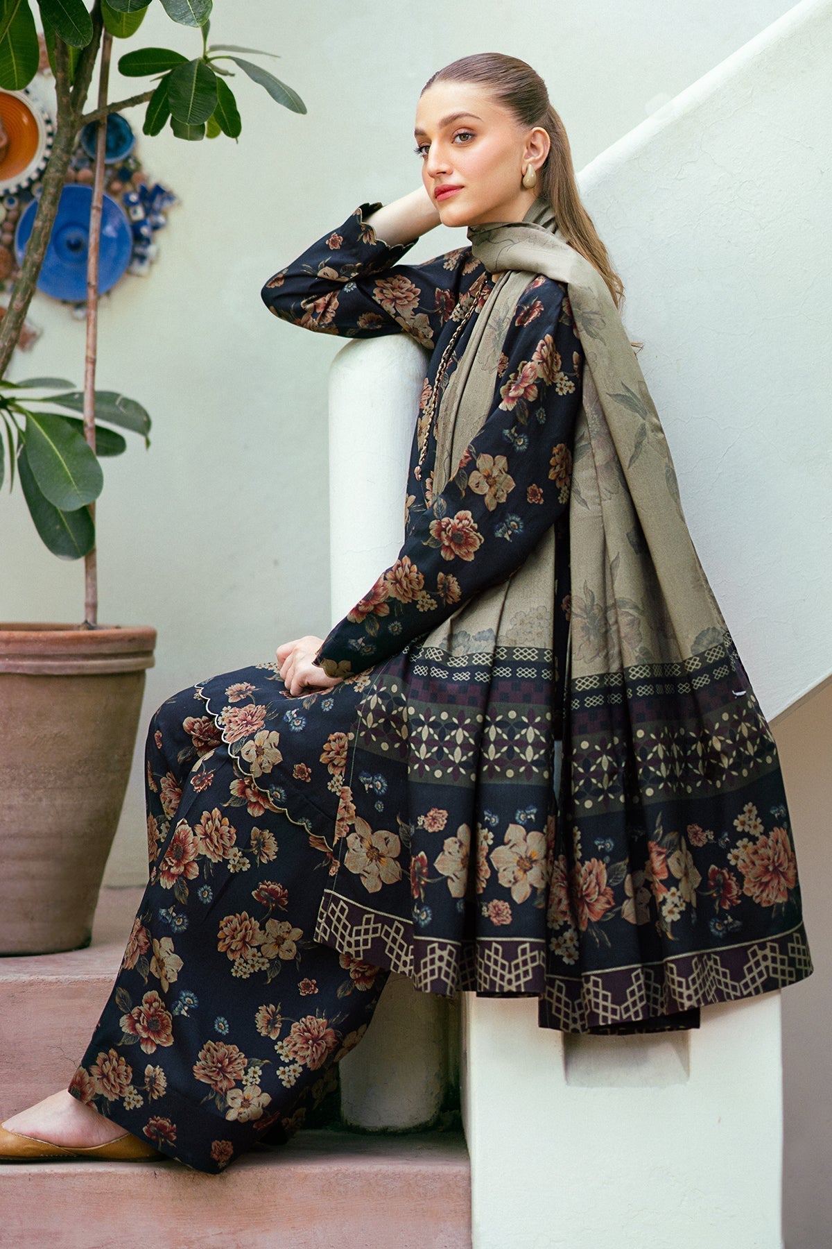 Baroque 3PC Karandi Printed Shirt with Karandi Printed Dupatta and Trouser – ZC837