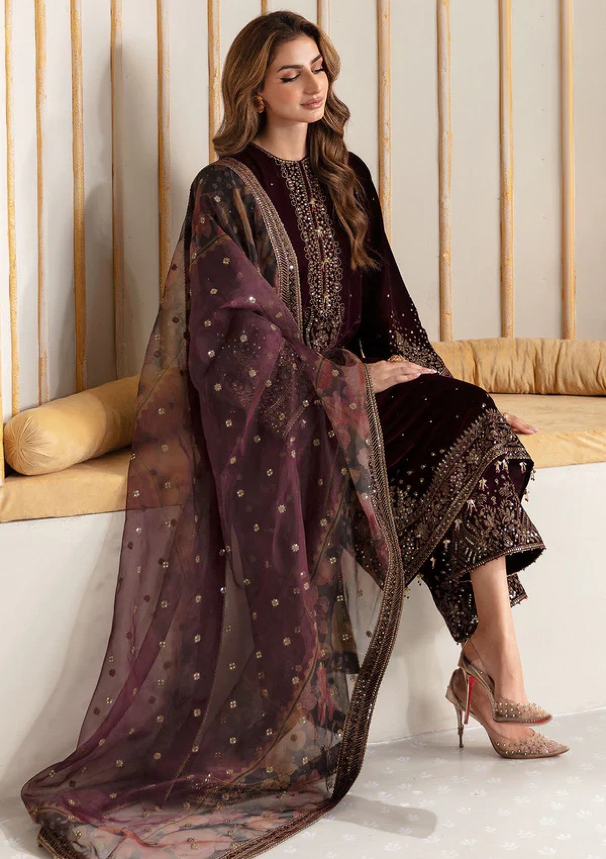 Velvet-3pc Embroidered with Organza Embroidered Dupatta-956