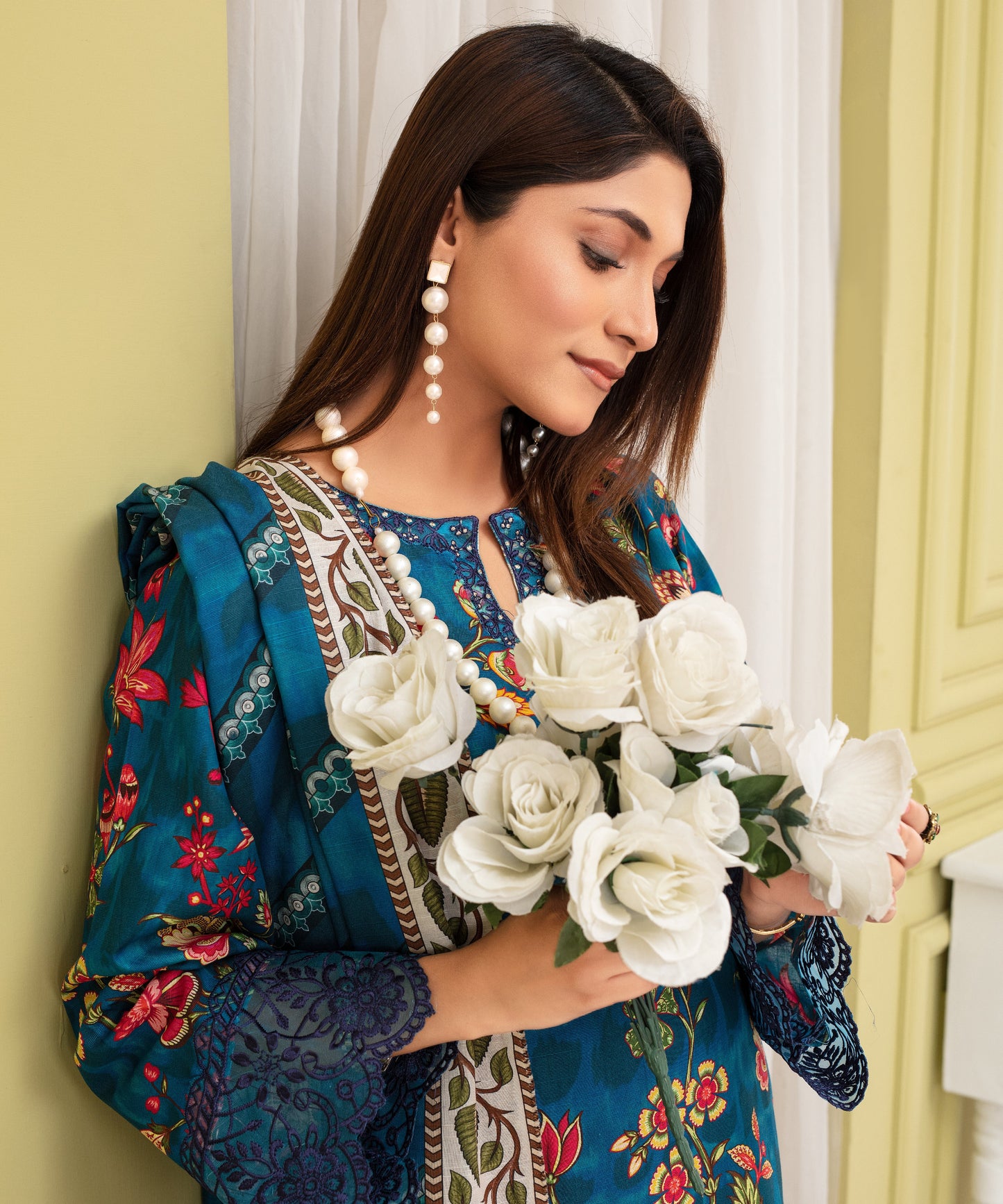 Creation Khaddar 3PC with Khaddar Printed Shirt & Trouser – ZC905
