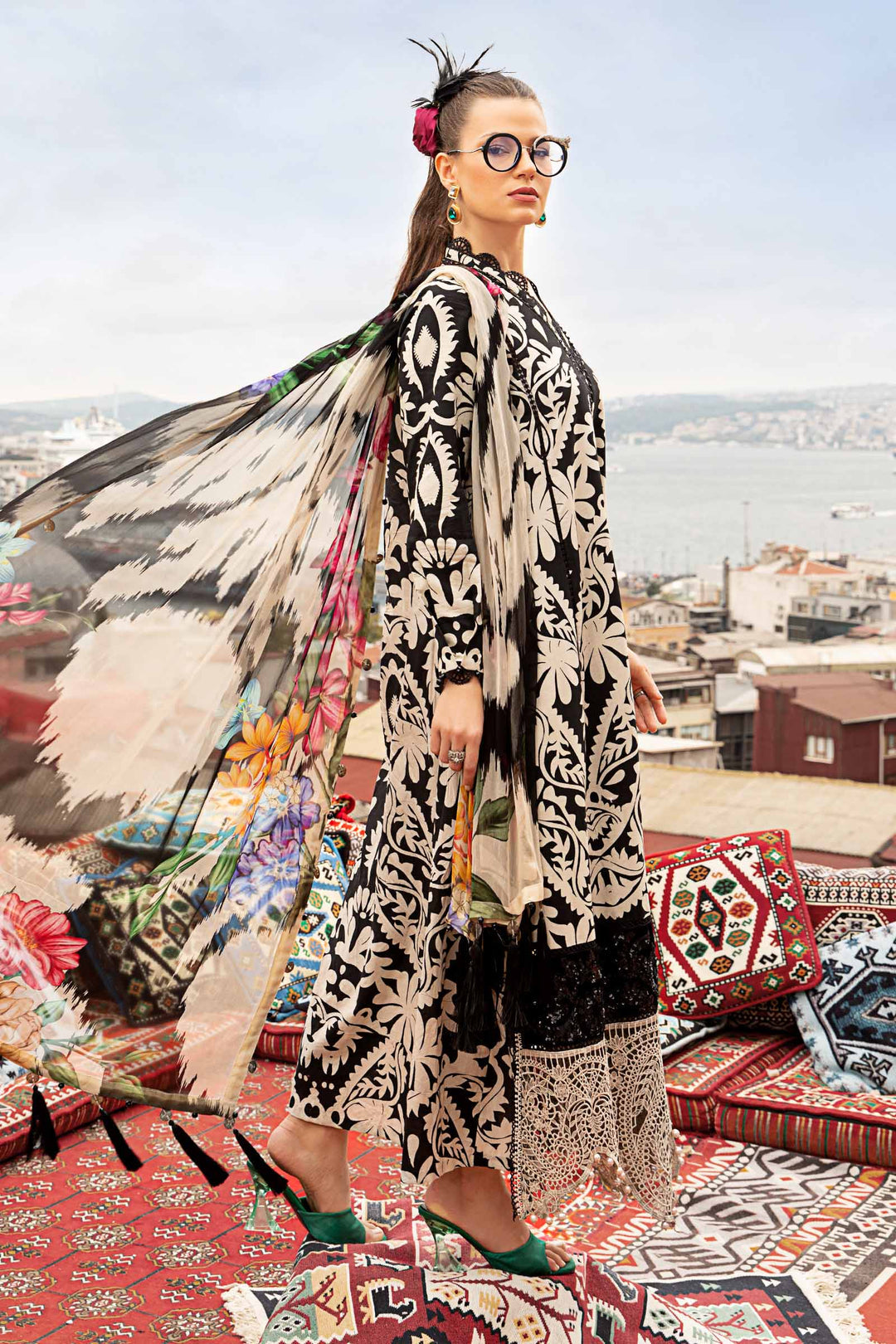 3PC Karandi Printed Shirt with Karandi Printed Dupatta and Trouser – ZC1708